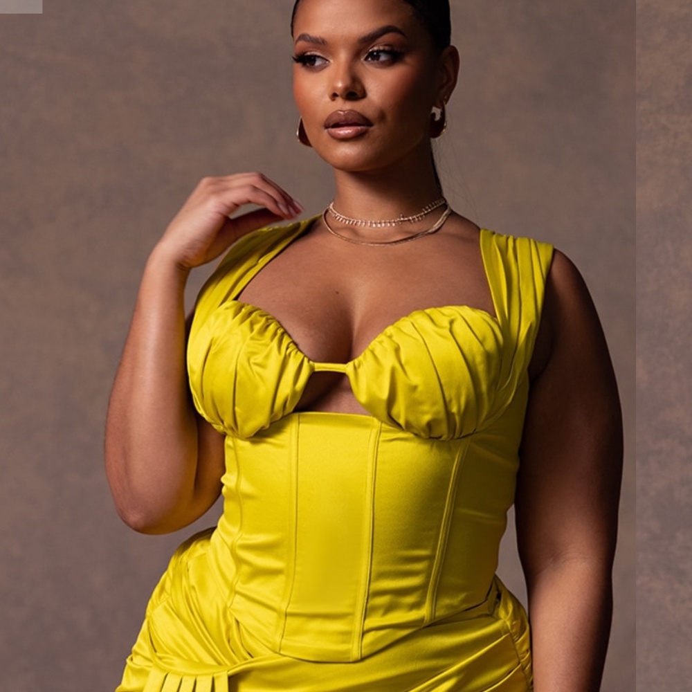 PREMIUM CHARTREUSE CONSTRUCTED SATIN RUCHED BUST CORSET